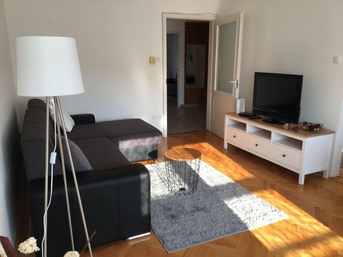 Gold Apartment Sopron Exterior photo